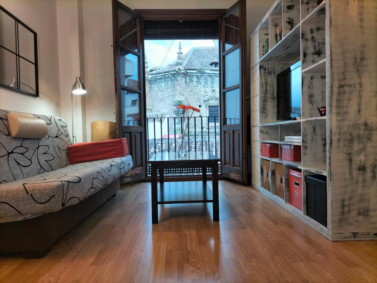 Appartement El Balcon De Santiago à Grenade Extérieur photo